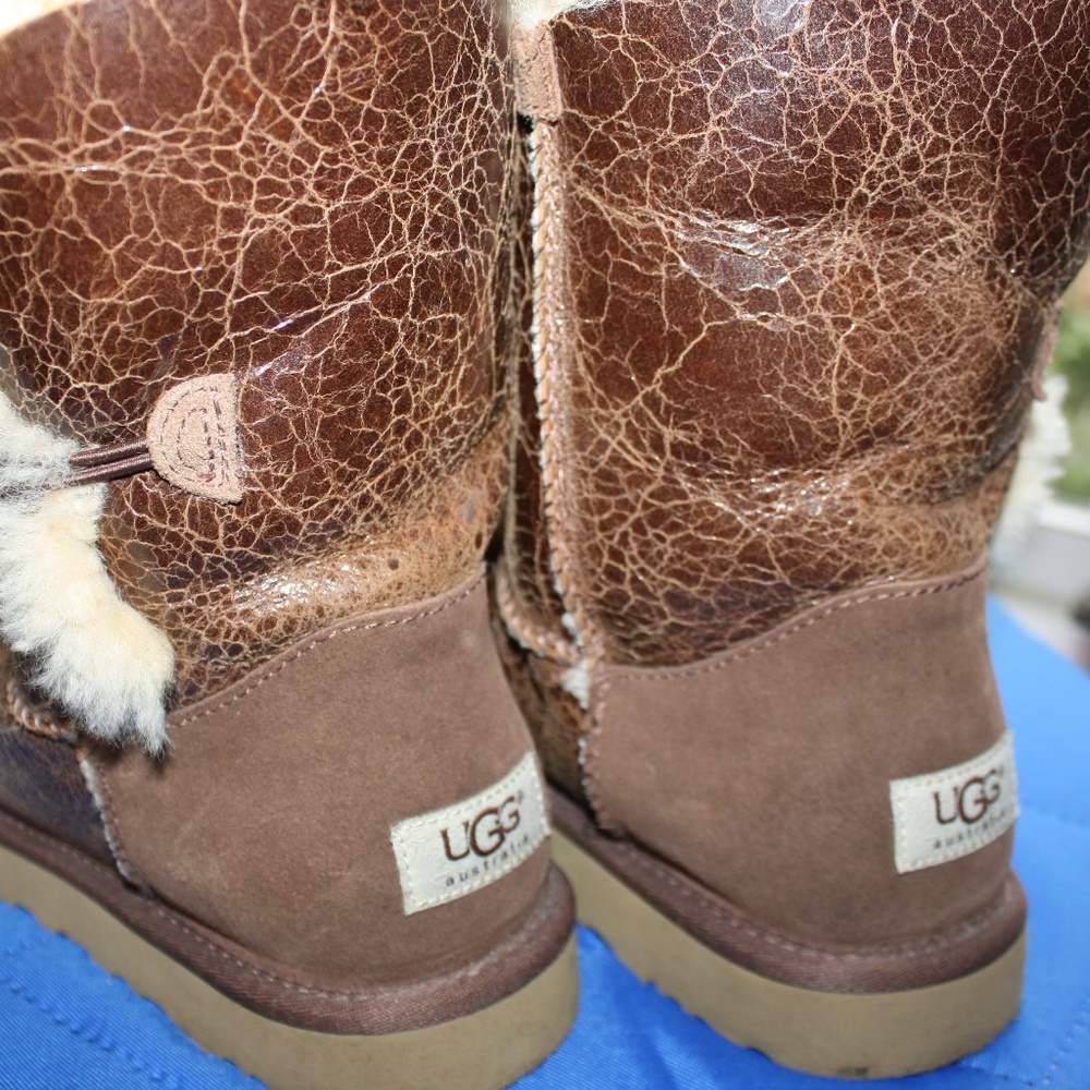 UGG Baily Brown Leather UGG